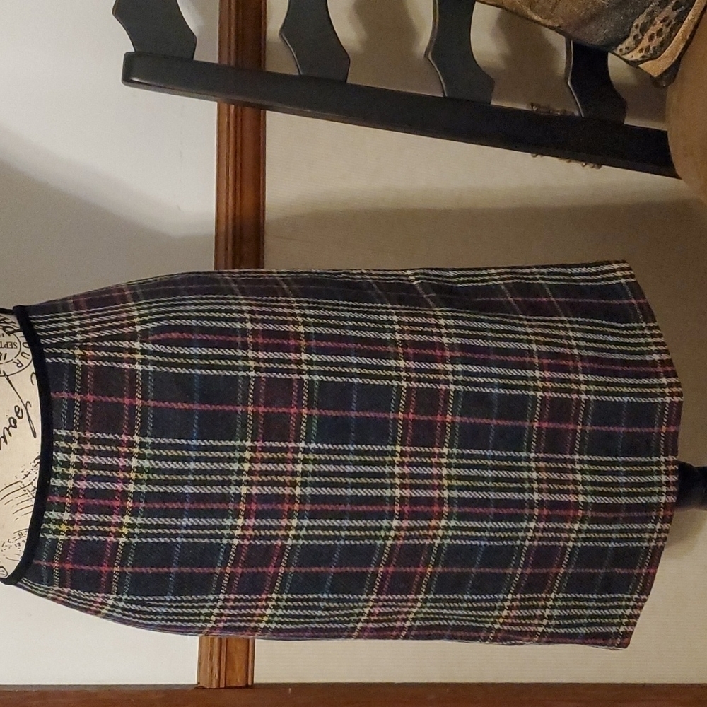 Liz Claiborne plaid wool skirt lined size 10 👞